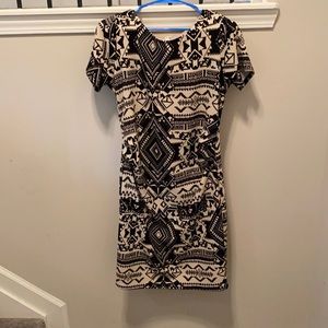 Fitted pinkblush maternity dress size large